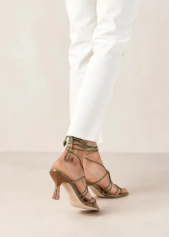 Belinda Green Leather Sandals