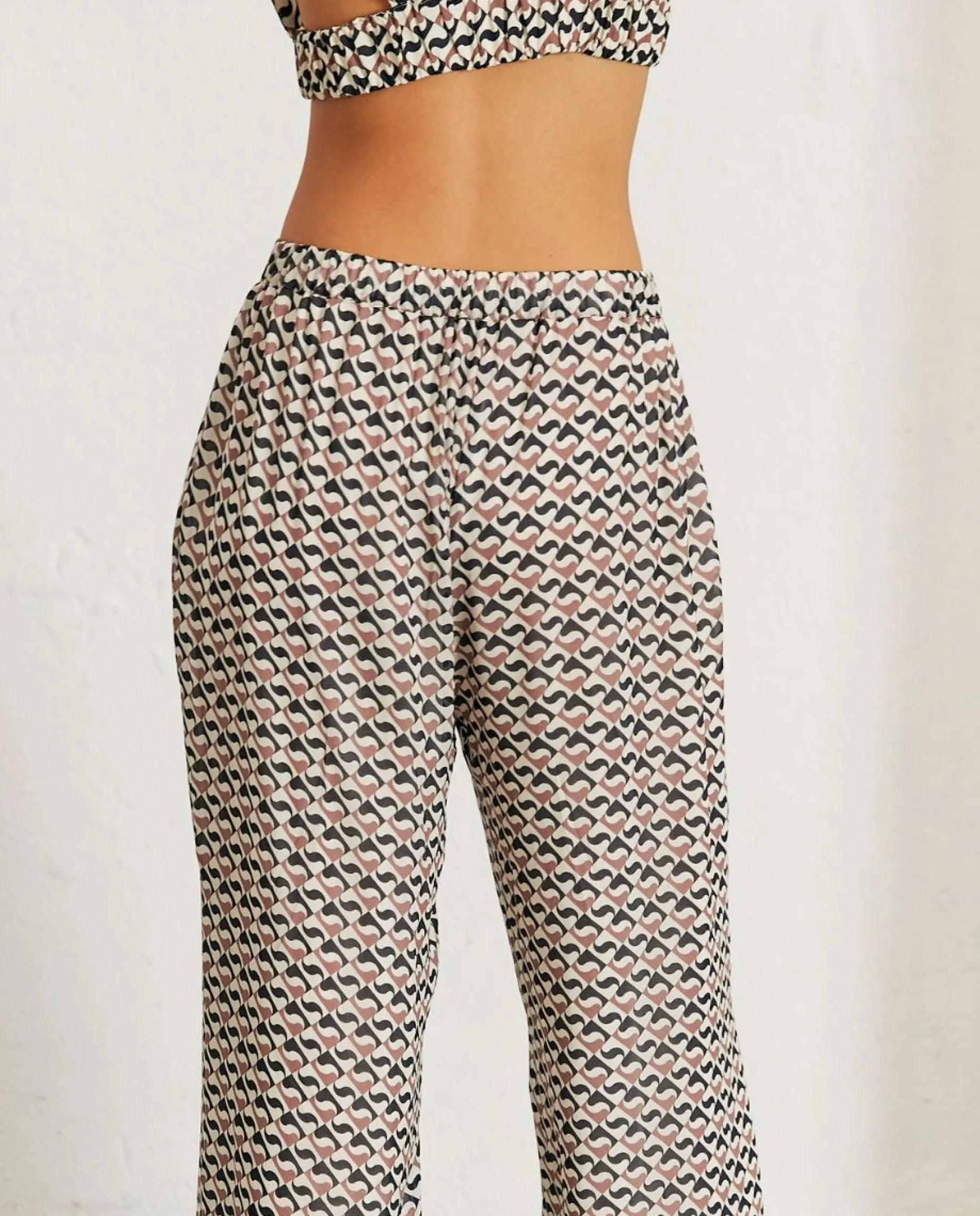 Cliffhanger Pants Monogram Black Nutmeg