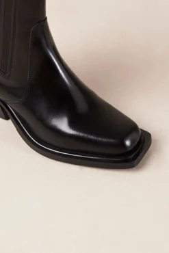 Denver Black Leather Ankle Boots