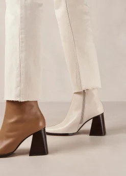 South Bicolor Camel Beige Leather Ankle Boots