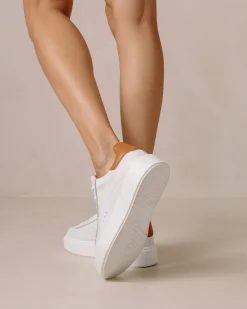 Tb.65 Bright White Tan